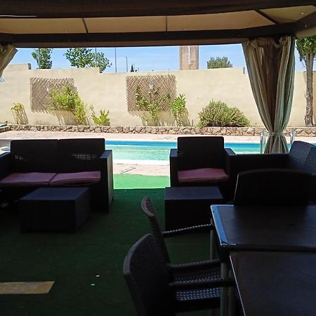Appartement Orion à Torrejón el Rubio Extérieur photo